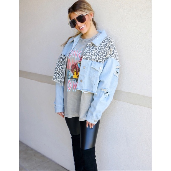 Gaudie Jackets & Blazers - 🍒 RESERVED 🍒 🎉HP🎉 😍 Can’t Walk Away Denim Jacket 😍